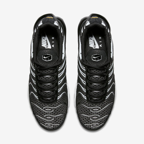 Air Max Plus - Black Sail Salsa Red